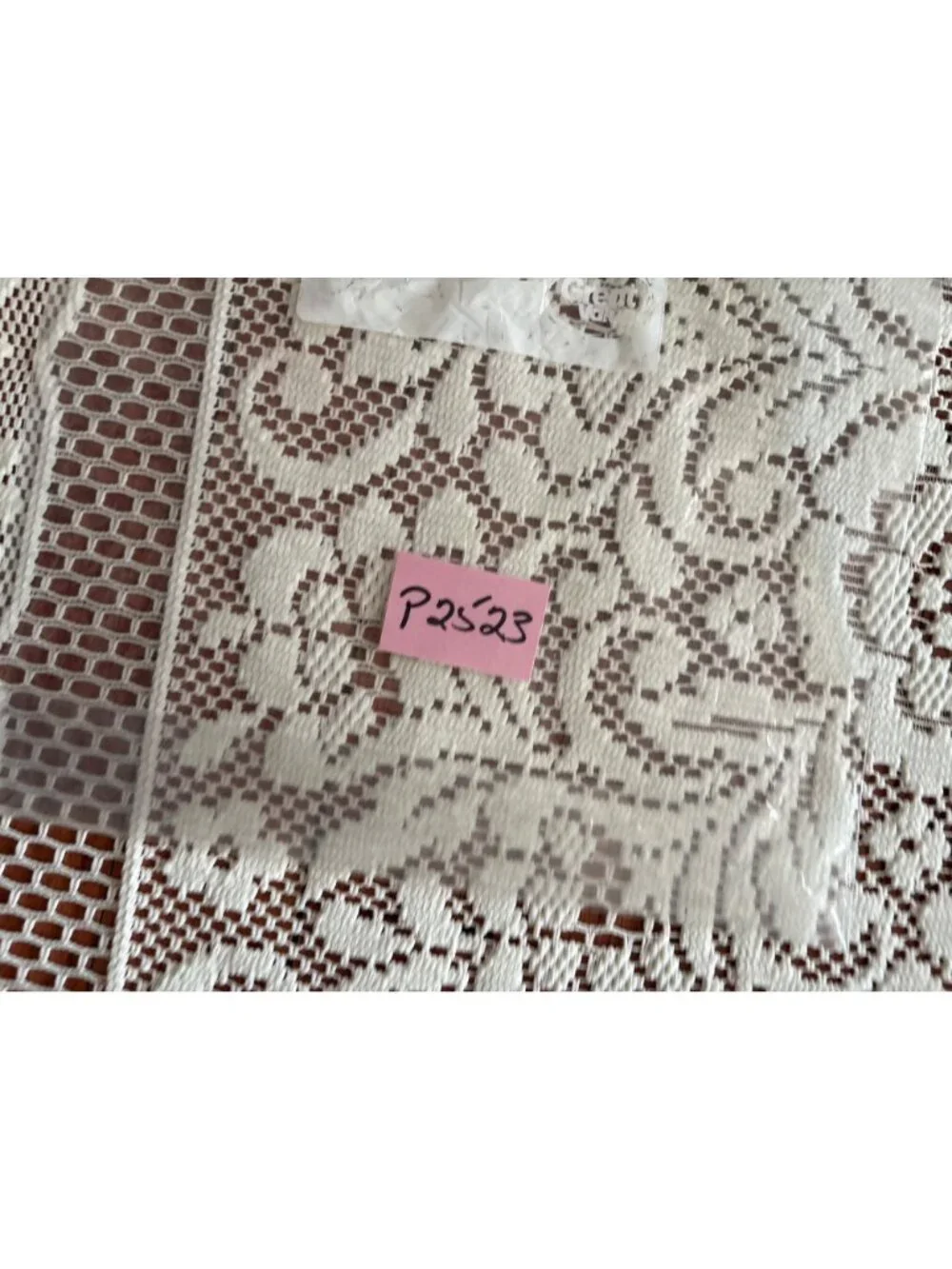 Cream Lace Tablecloth 35